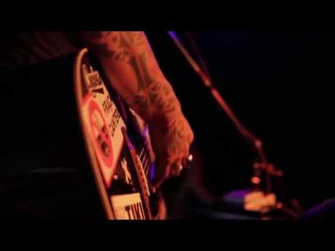Tiki Taane - Love Your Ways / What I Got (Live at Leigh Sawmill)