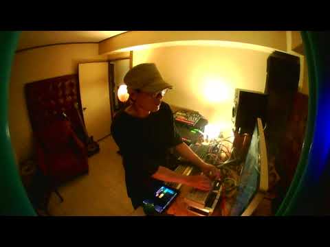 Find the bass sound on Roland TB-03.