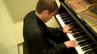 Brent Henderson Plays "Misty" on Piano