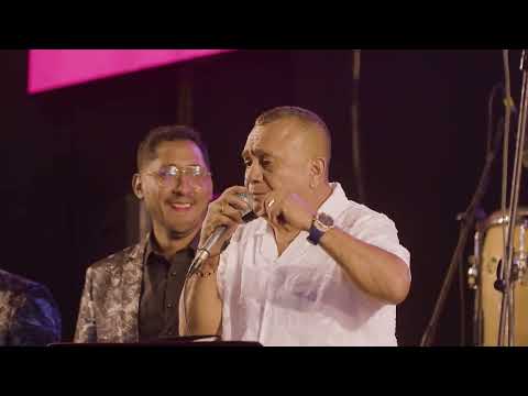 Tony Rosado -Te Eché al Olvido (En Vivo)
