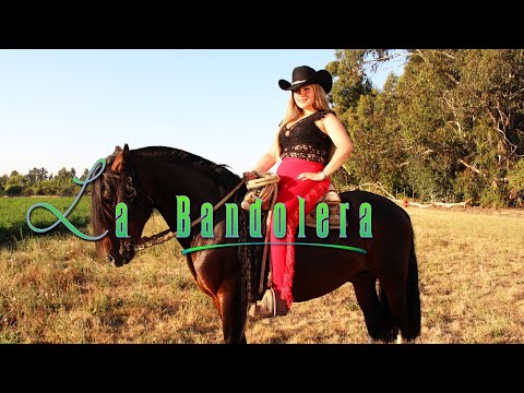 Fran Bascur (La Jefa) - Franchesca Bascur - La Bandolera - COVER - VIDEO CLIP OFICIAL