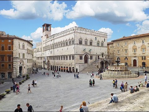 Places to see in ( Perugia - Italy ) Piazza IV Novembre