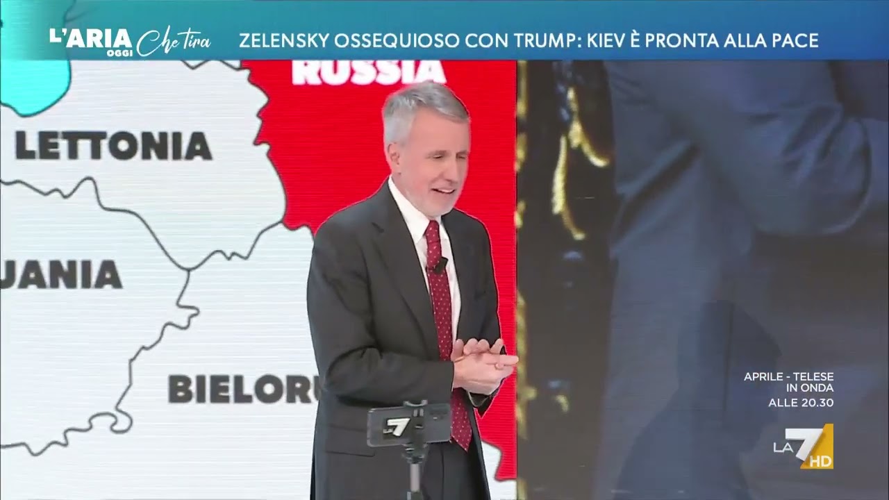 'Militari', Carlo Calenda contro La Russa e i finti 'fasci': "E fate la destra, buffoni! Sono ...