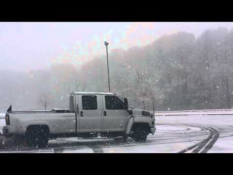 Thumbnail for 2004 Chevy Kodiak Mild build snow Drifting :) by Drifti, Drifting