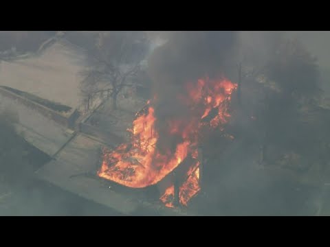 8 homes destroyed in Possum Kingdom Lake fire