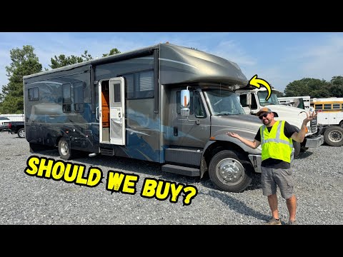 This RV Played 36 Times on Auction?!? Mike Explores Georgia Copart