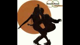 Soul II Soul - Keep On Movin&#39; (Instrumental)