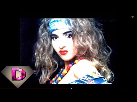 Dana Internatinal - Nosa'at Le Petra  נוסעת לפטרה