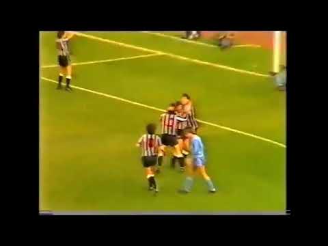 Highligts Newcastle United - Manchester City 5-0 (29 October 1983) Goals Beardsley, Keegan & Waddle