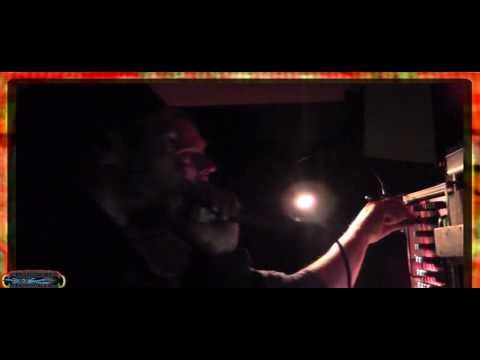 BUNNINGTON JUDAH & UNIFICATION SOUNDSYSTEM (uk\b) - crucial dubwise pt1 @ gent 21-12 -2013