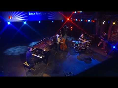 brad mehldau trio - secret beach