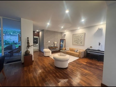 IMPRESIONANTE CASA EN VENTA AL NORTE, CAMPESTRE SUR.