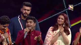 Download lagu OMG! Parineeti Chopra on Salman Ali's feet | Indian Idol 2018 mp3 Download lagu OMG! Parineeti Chopra on Salman Ali's feet | Indian Idol 2018 mp3
