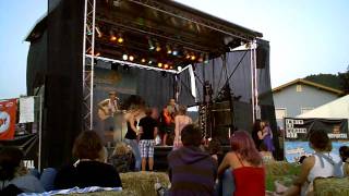 Eight Legs - These Grey Days &amp; Make It Happen (Live @ Acoustic Lakeside 2009)