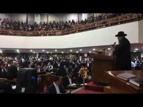 Chizuk and tehillim at White Shul 2