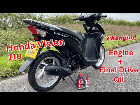 2019 Honda Vision NSC110 - Changing Engine and Final Drive Oils