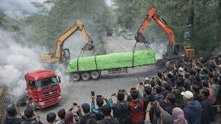 Download lagu SITINJAU LAUIK LUMPUH TOTAL,Jalan di Stop Total KEPOLISIAN,Dramatis Evakuasi Truk Trailer Siba Surya mp3 Download lagu SITINJAU LAUIK LUMPUH TOTAL,Jalan di Stop Total KEPOLISIAN,Dramatis Evakuasi Truk Trailer Siba Surya mp3