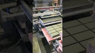 بيع كتلة ماكينة LM Vibropress - صورة 4 | Machineryline AE كتلة ماكينة LM Vibropress | صورة 4 - Machineryline