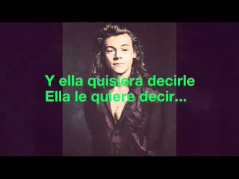 Le hace falta un beso. Alejandro González ft Mike