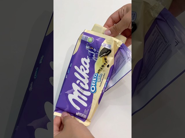 Vídeo relacionado con Milka Oreo Tableta de Chocolate Blanco con Trozos con Galleta Oreo y Relleno de Vainilla, 100 g