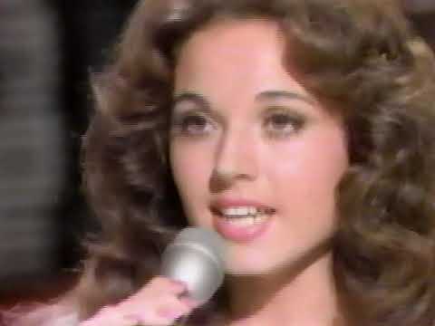 Anacani & Myron Floren on accordion with Vaya Con Dios (1975)