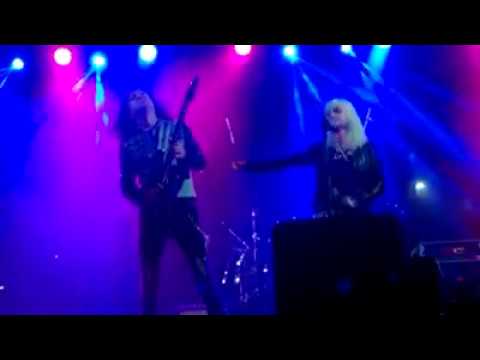 Special & Dáša Glatzová - A já tě závidím./V.Špinarová a Special/