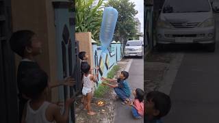 Download lagu Balon udara warna warni terbang tinggi #shortvideo #balloon #balon #airballoon #colorfulballoons mp3