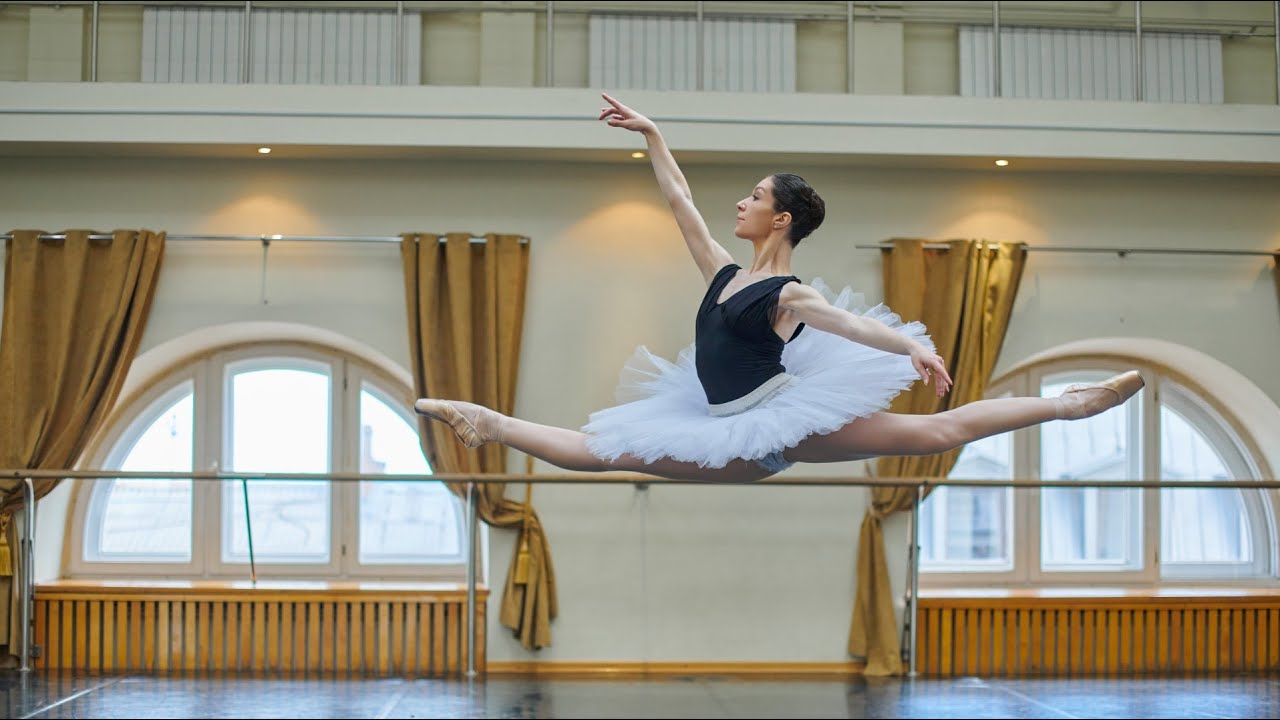 Promotional video thumbnail 2 for Lounge, Classical Ballet