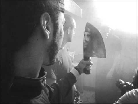 Swan Fyahbwoy-Am a warrior(Prod.Cookin Soul Boss)Extremely flammable 2012 Track 4