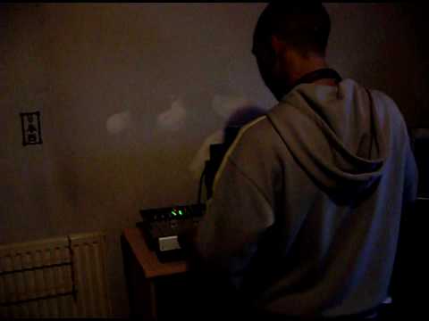 ANTIX T.V- ME ON DECK 4+4 V GRIME QUICK MIX N DROP