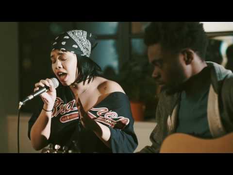 WiDE AWAKE ft Lovelle - Young God (Acoustic Video)