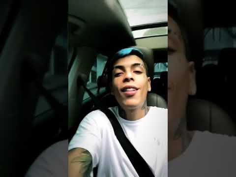 Mc Kevin escutando música do Livinho