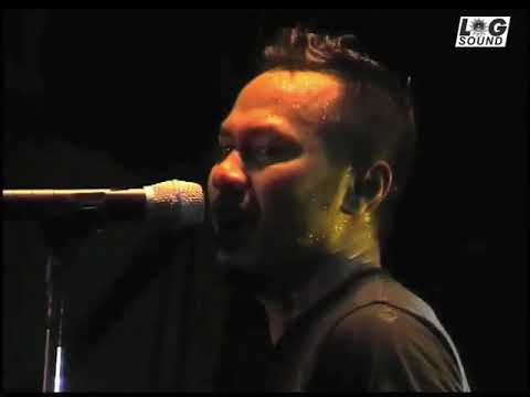 Jamrud - Nekad Live @ All Out Tour 50 Cities 2005