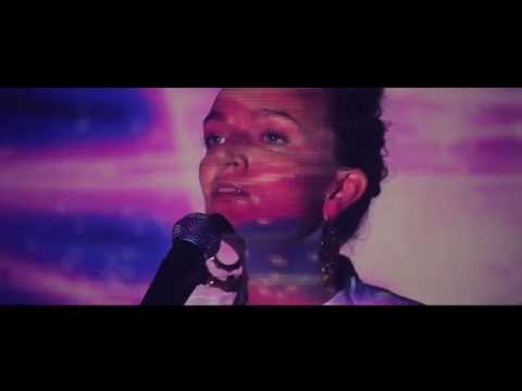 Astrid Engberg Still Looking For My Tribe (live version)