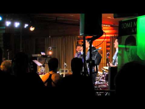 Tomi Markkola & Fernet - Pallo pomppii