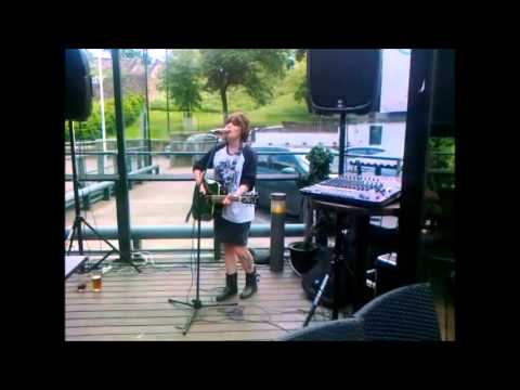 Emily Worton - Ain't No Sunshine (Bill Withers cover)