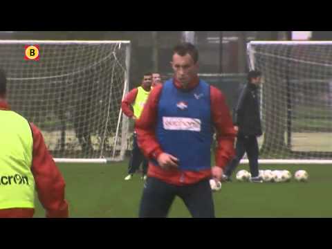 Nicky Hofs wordt gedold bij eerste training Willem II