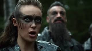 The 100, Clarke & Lexa (10)