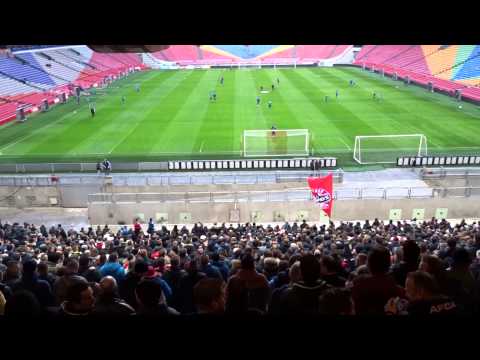 Laatste training Ajax voor de klassieker : VAK410 in vuur en vlam