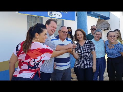 Caminhonete 0 km para auxíliar no desenvolvimento das atividades Educacionais do Município.