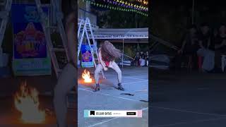 Download lagu SEMPAK WANITA INI TERBAKAR KETIKA SEDANG SHOW #diluarbatas #ilmupenting #comedy mp3