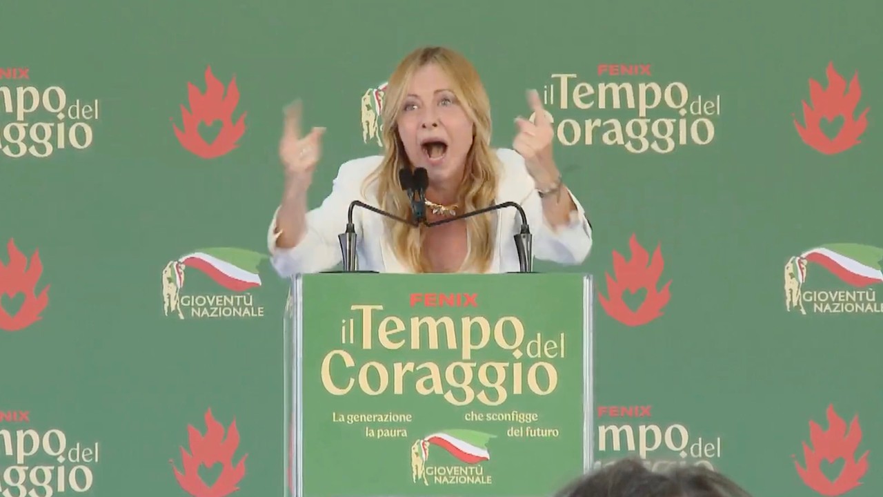 🔴 GIORGIA MELONI SENZA FRENI ALLA FESTA DI GIOVENTÙ NAZIONALE