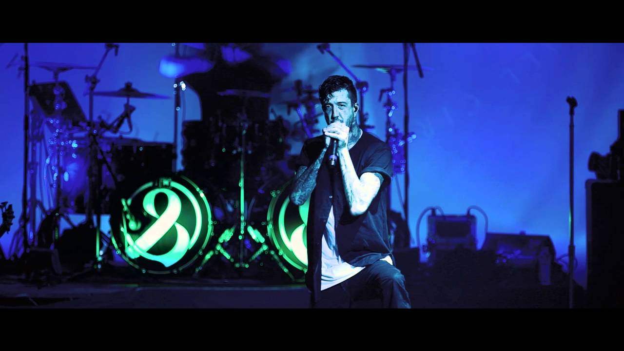 Of Mice & Men - The Depths (Live At Brixton) - YouTube