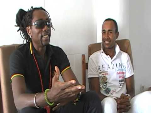 BOOSHIRANY (Official video) Interview en langue Malagasy  (D/S)