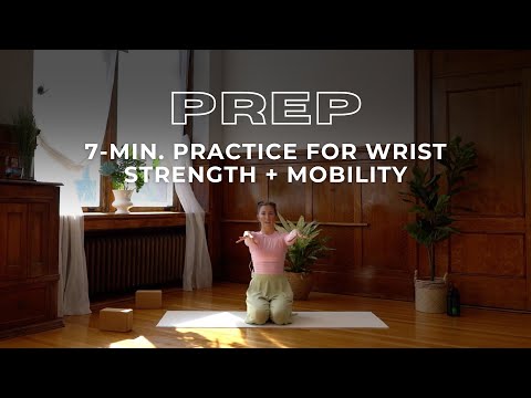 7-Min. Quick Wrist Warm Up for Strength and Mobility | Healthy + Painfree Wrists