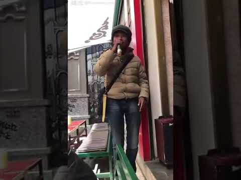 Lhasa popular joker got a song for you