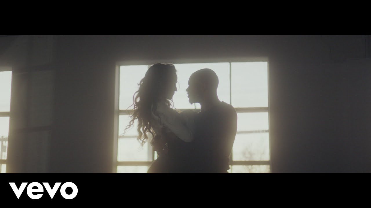 Skylar Stecker — Obvious