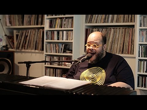 Ed Motta - Simple Guy // Brownswood Basement Session