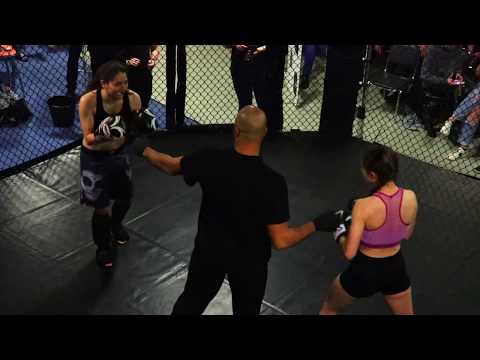 Fight Night 2019: Nettie Borrill vs Daisy Sams