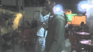 preview picture of video 'Weslley Bak e Marcello Guerra cantando Cohab City Negritude Junior'